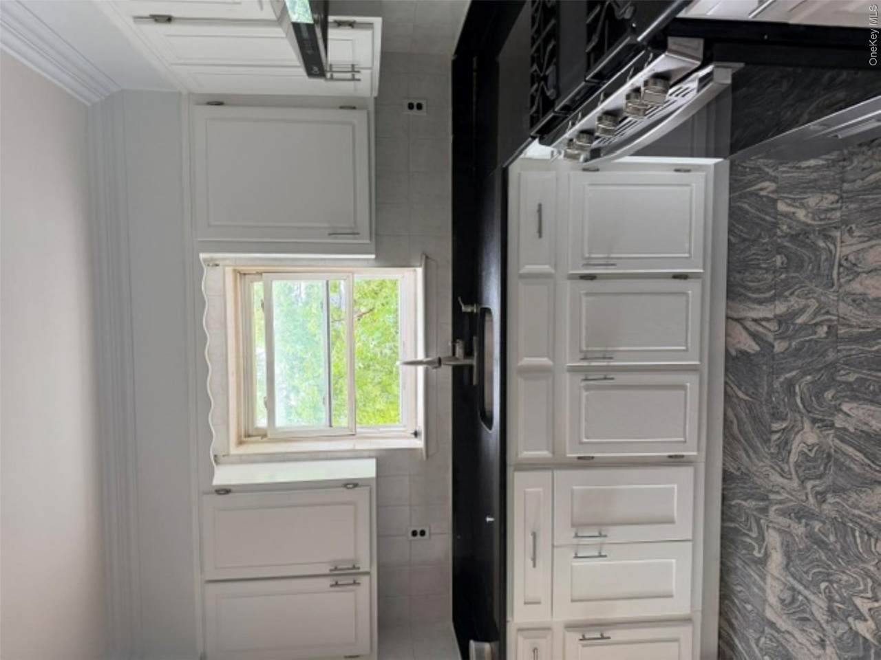1125 Allerton Avenue - Photo 1