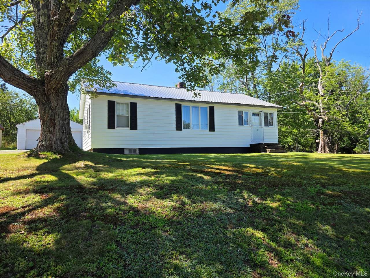 12 Winthrop Avenue - Photo 1