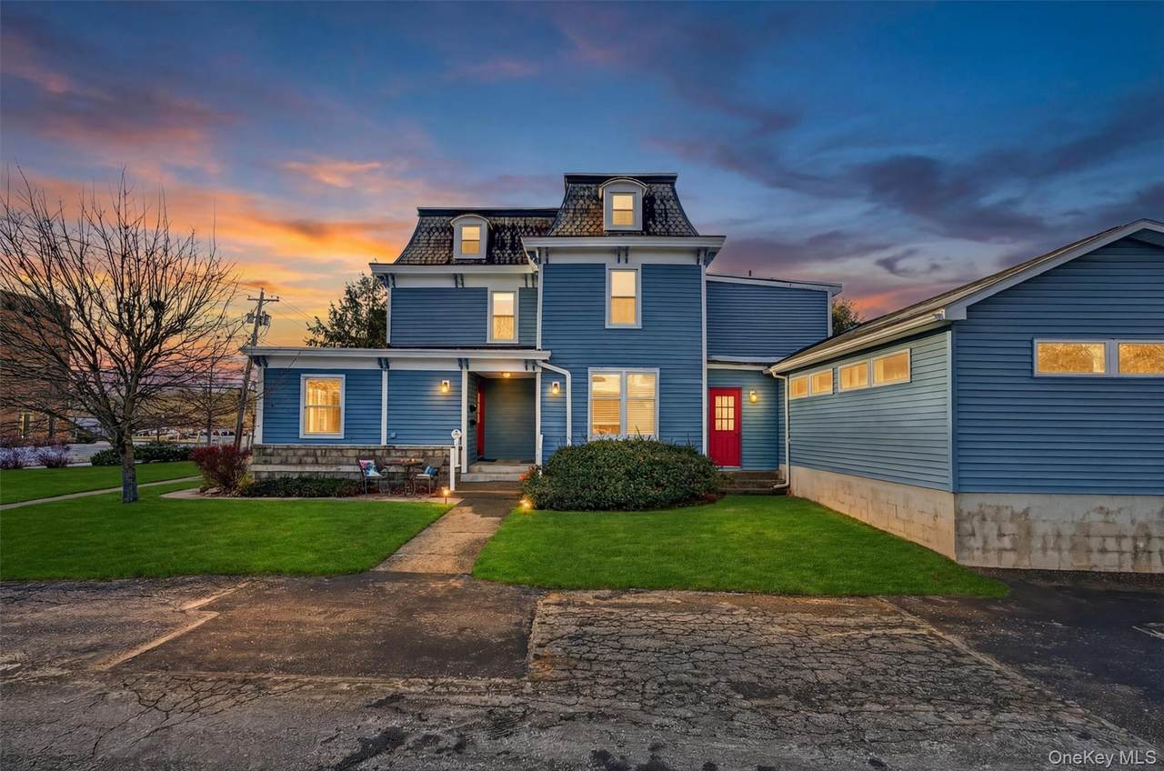 12 Scotchtown Avenue - Photo 1