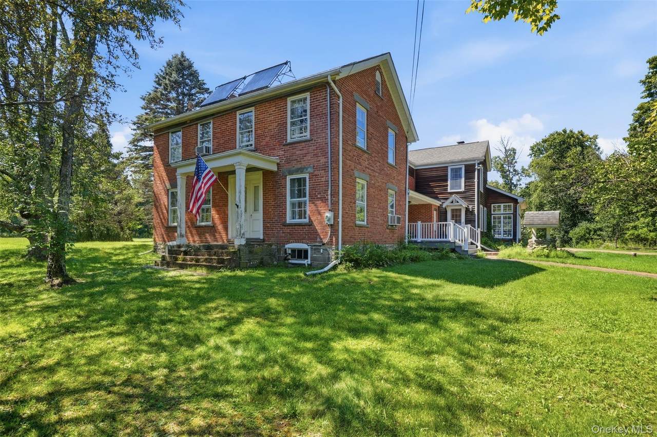 118 Ridge Drive - Photo 1