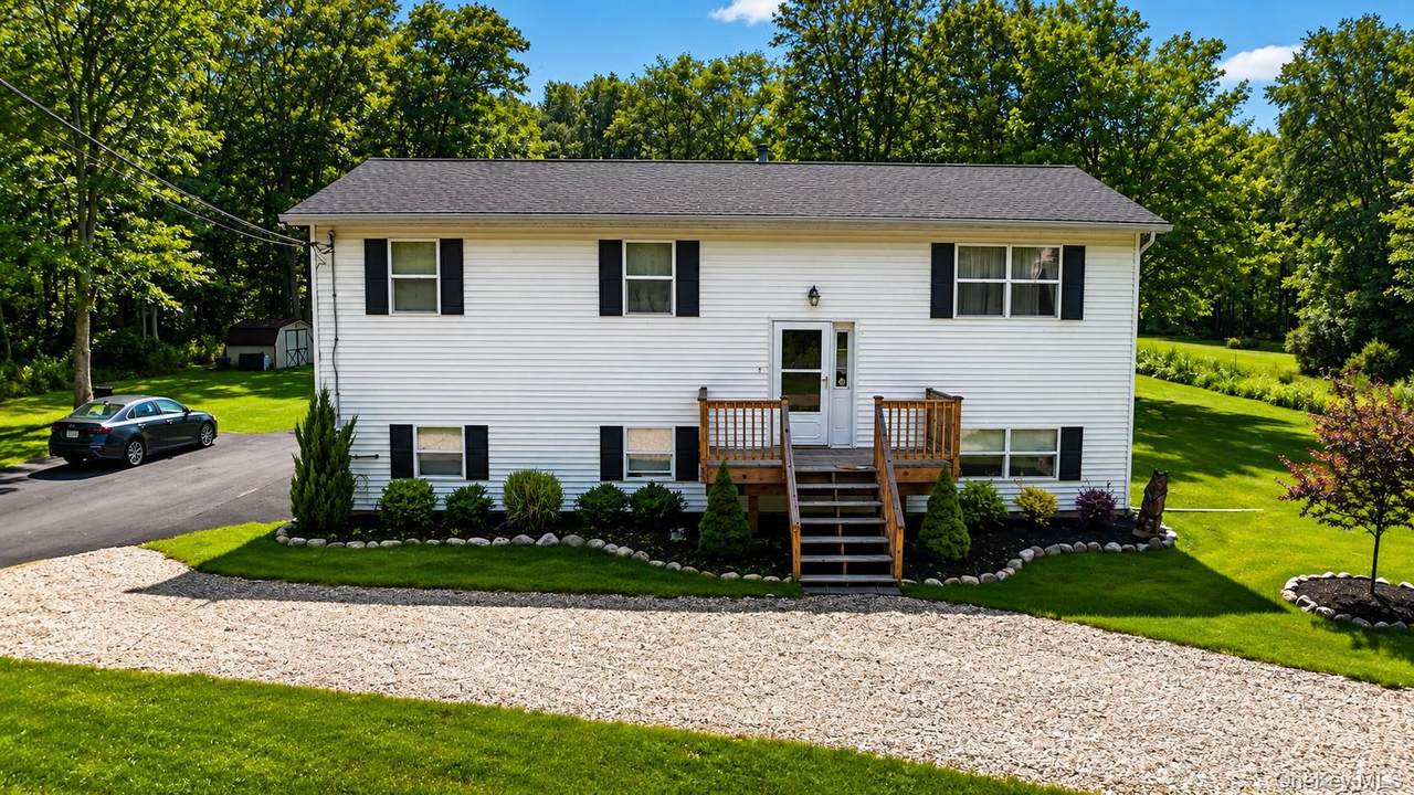 89 Quannacut Road - Photo 1