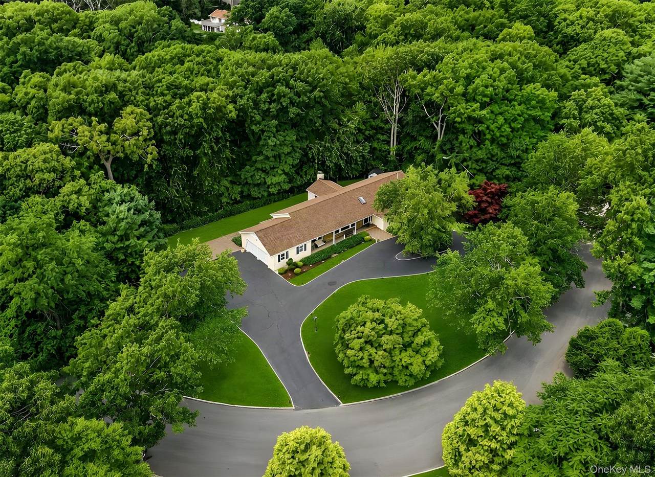 10 Williamsburg Drive - Photo 1