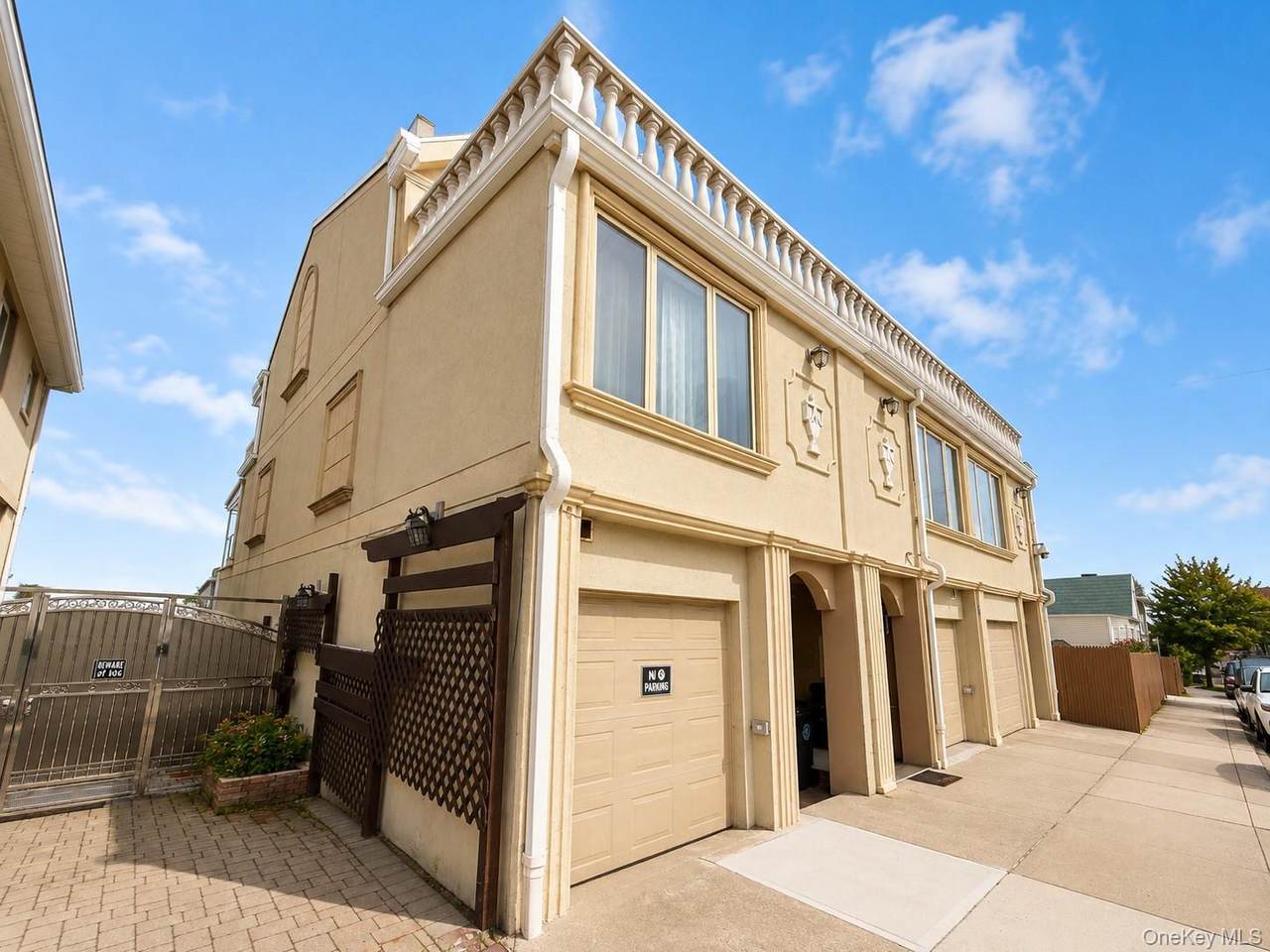 822 Dean Avenue - Photo 1