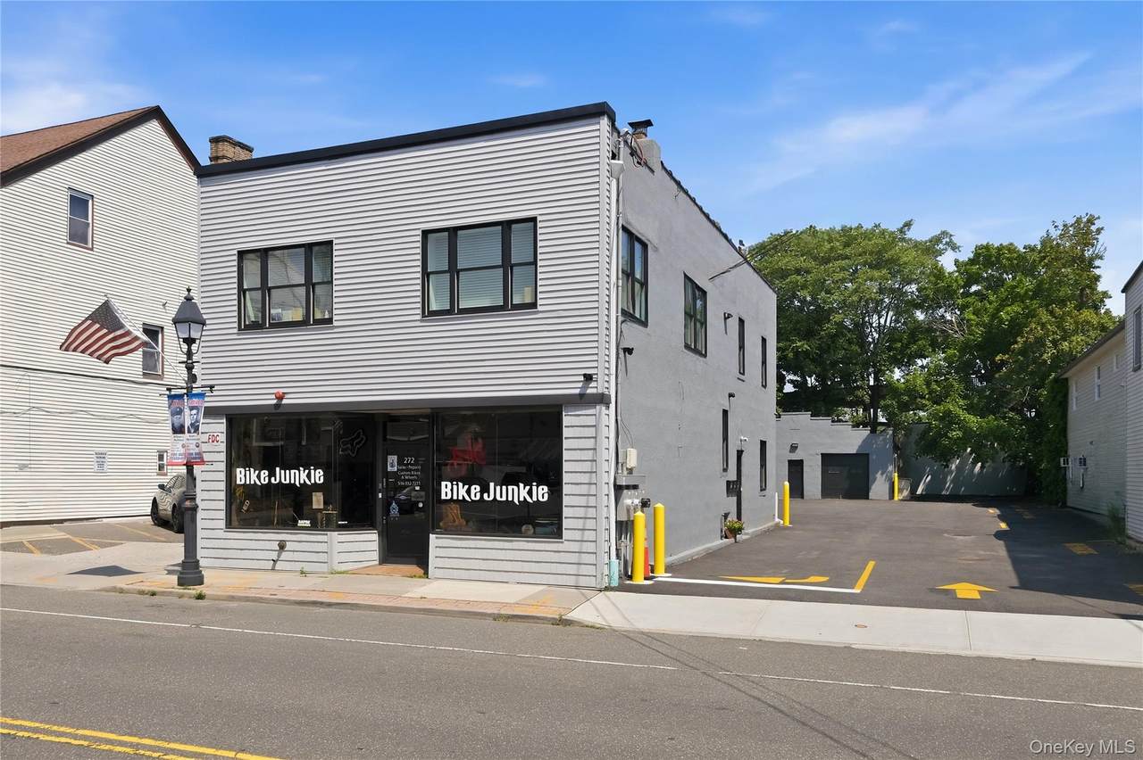 272 Broadway - Photo 1