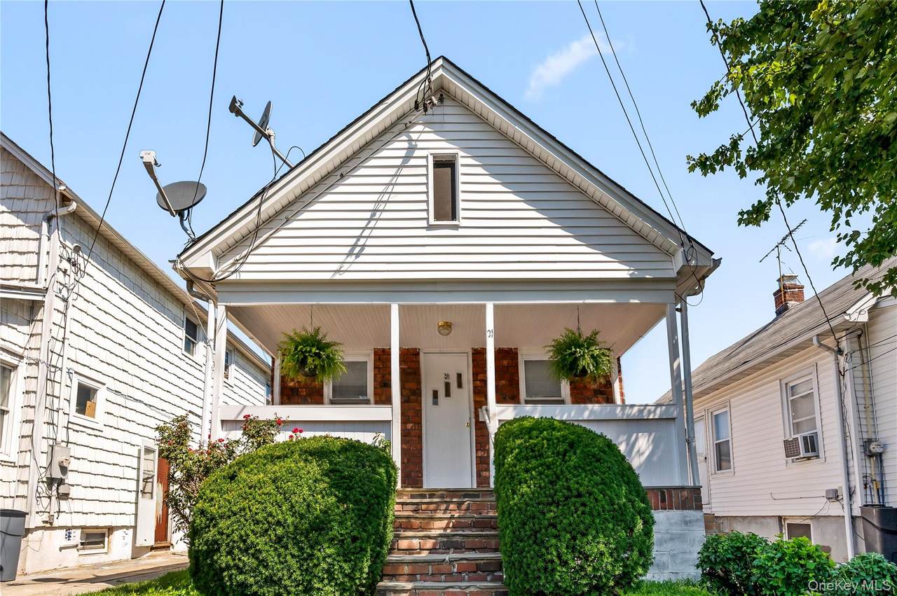 21 Beechwood Avenue - Photo 1