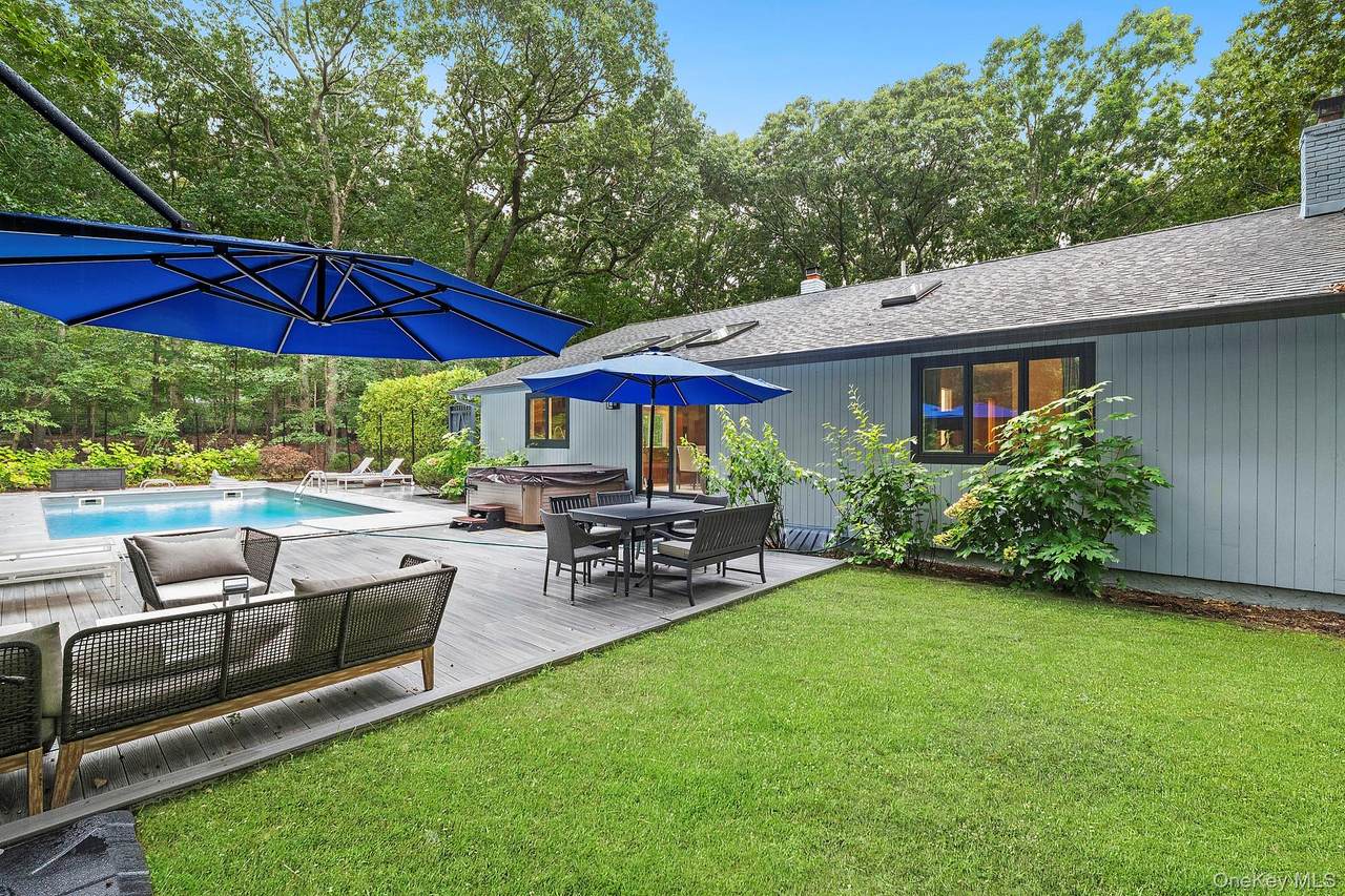 2723 Deerfield Road - Photo 1