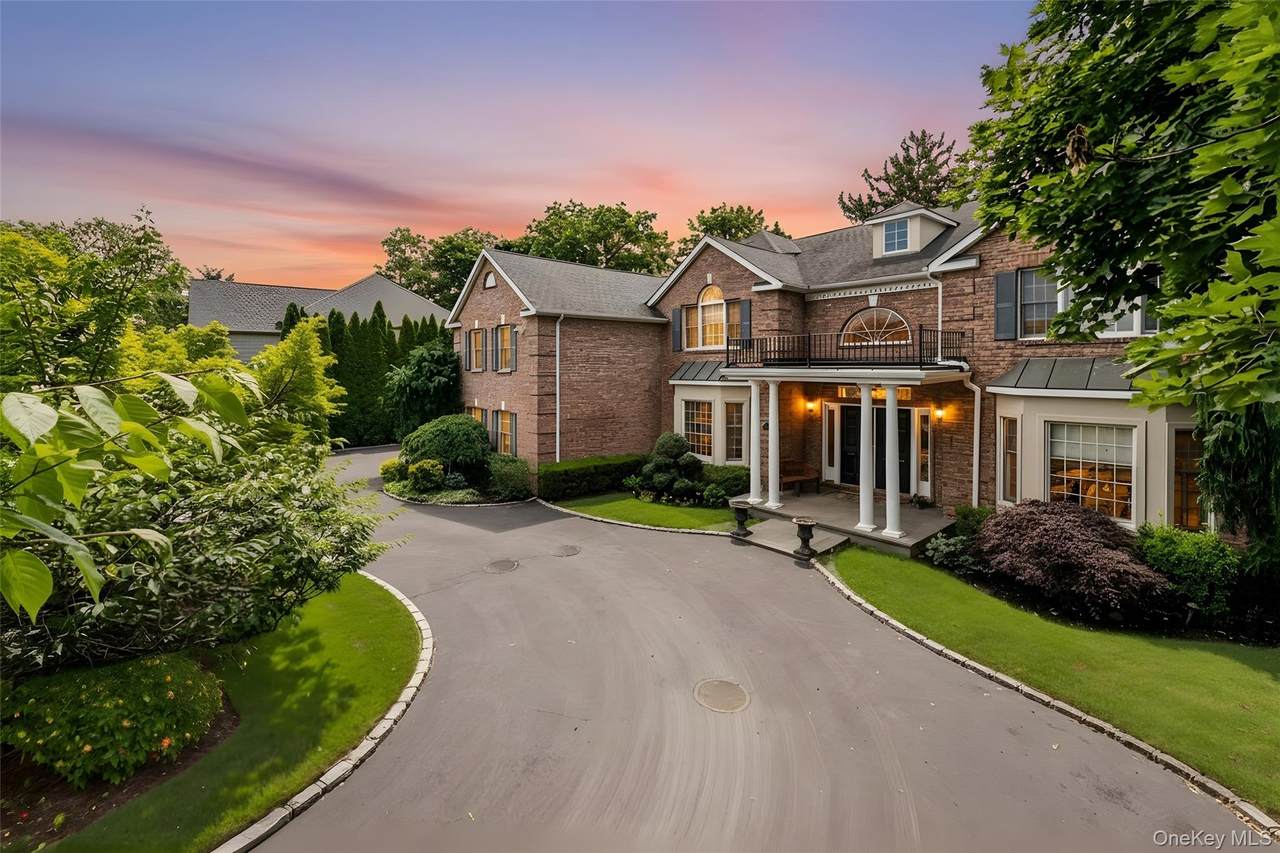 50 Eastwoods Court - Photo 1
