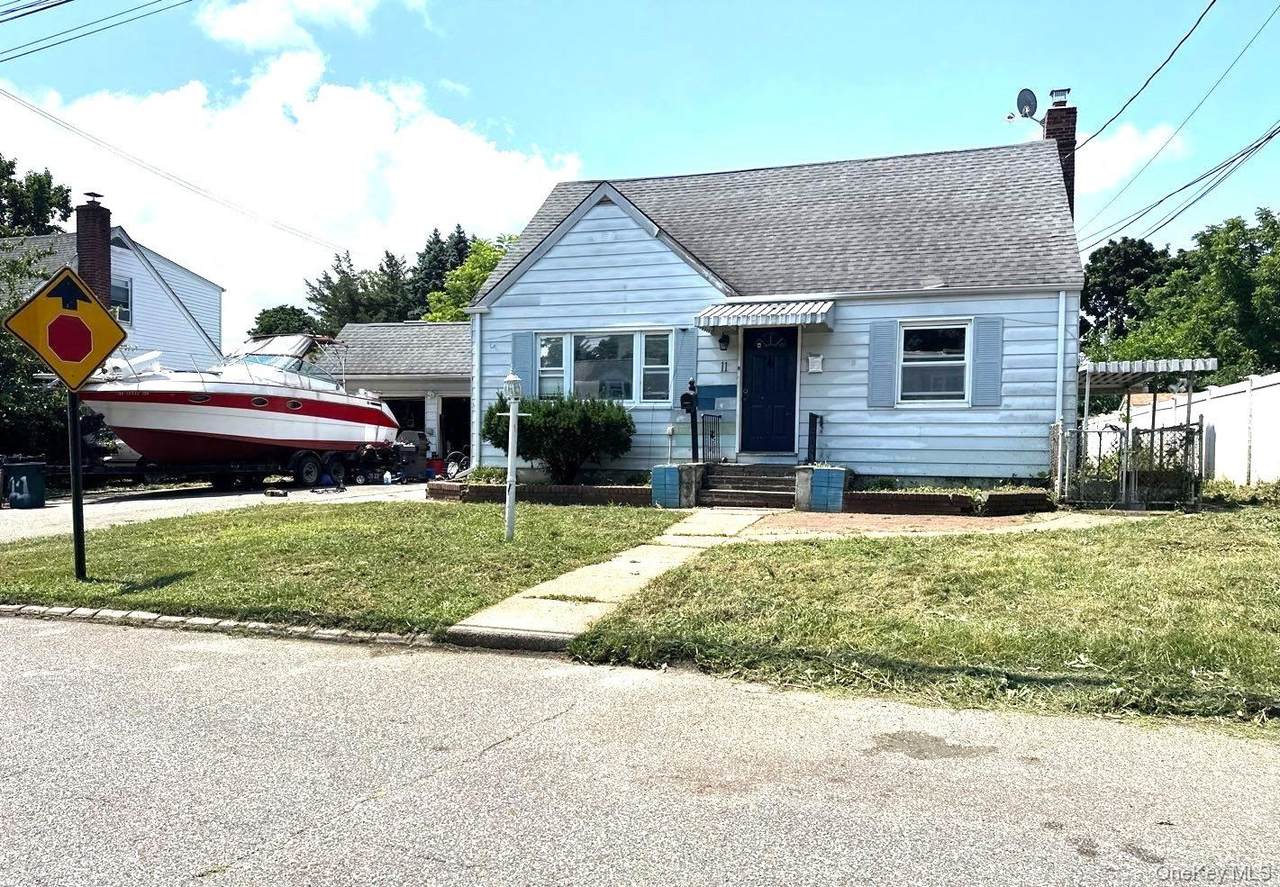 11 Stevens Place - Photo 1