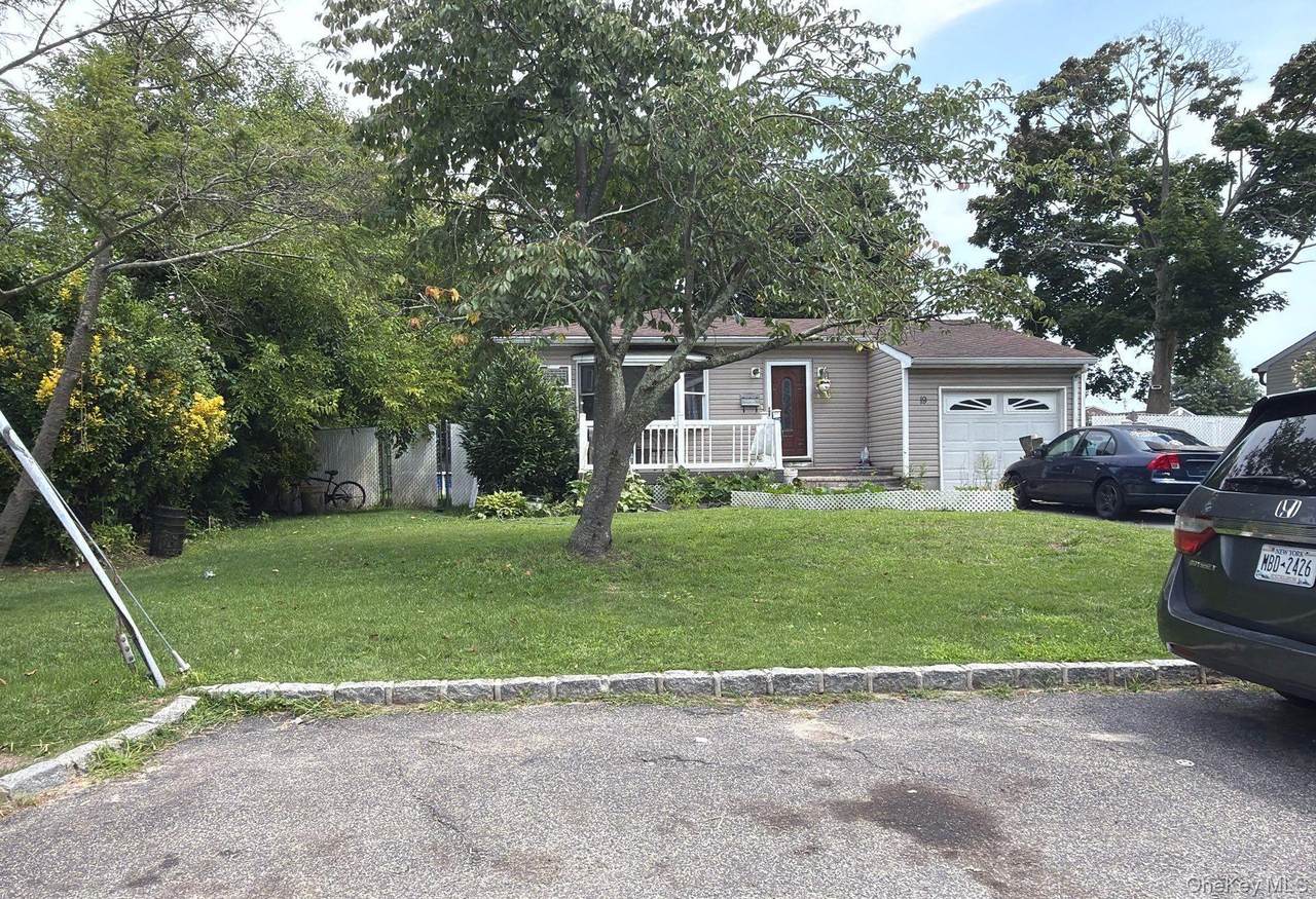 19 Chapman Place - Photo 1