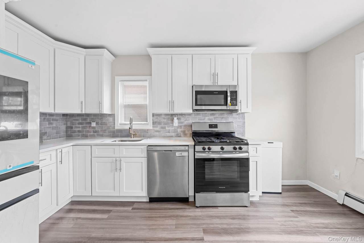 20 Dewitt Street - Photo 1