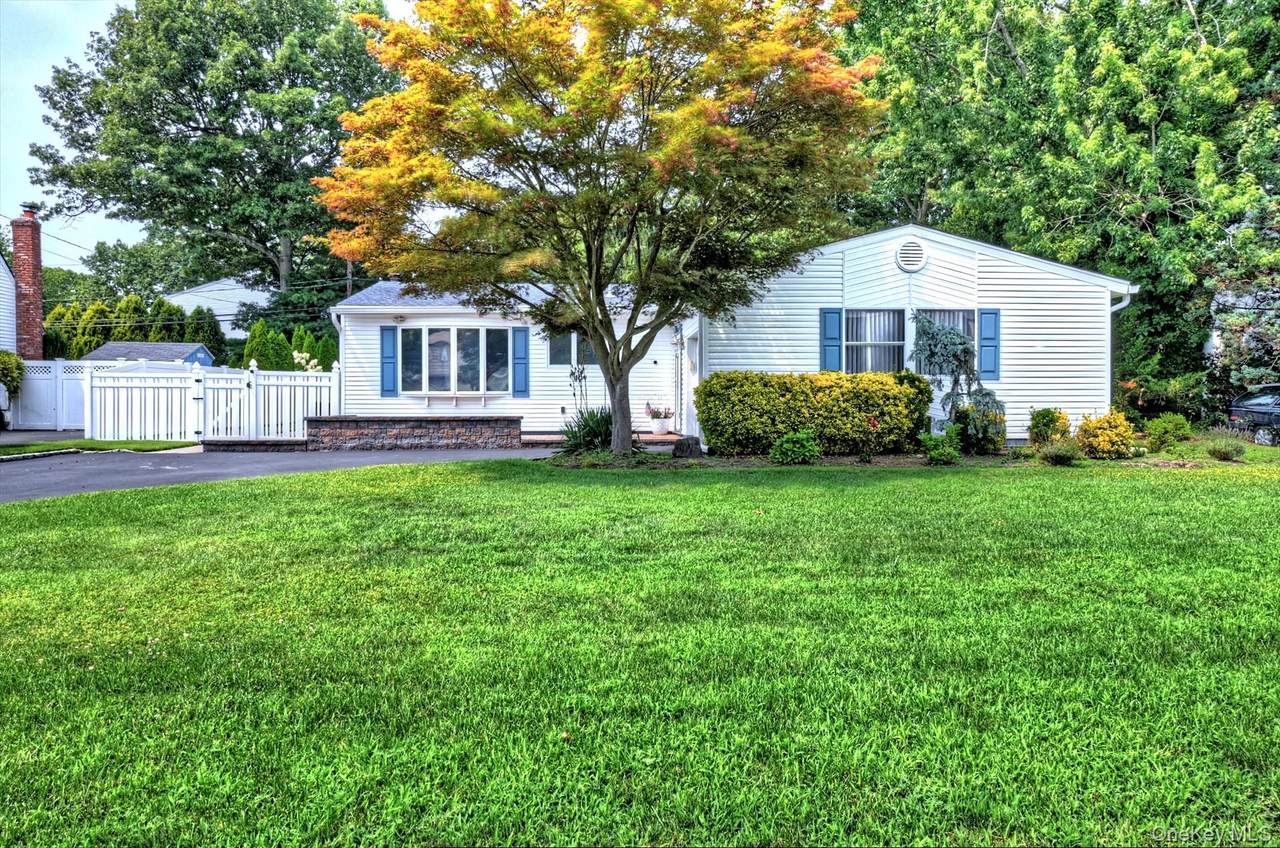 116 Shenandoah Boulevard - Photo 1