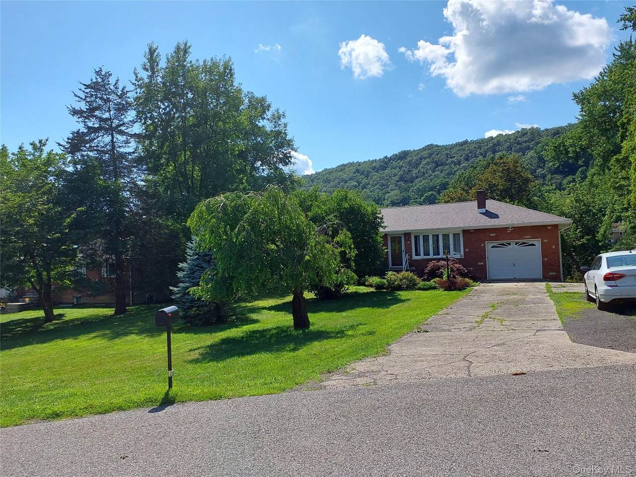 1 Tappan Drive - Photo 1