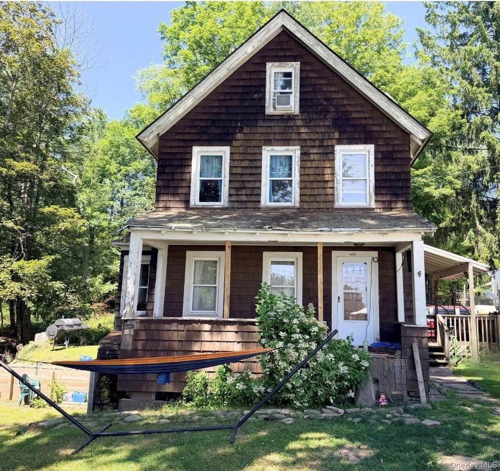 317 Chestnut Street - Photo 1