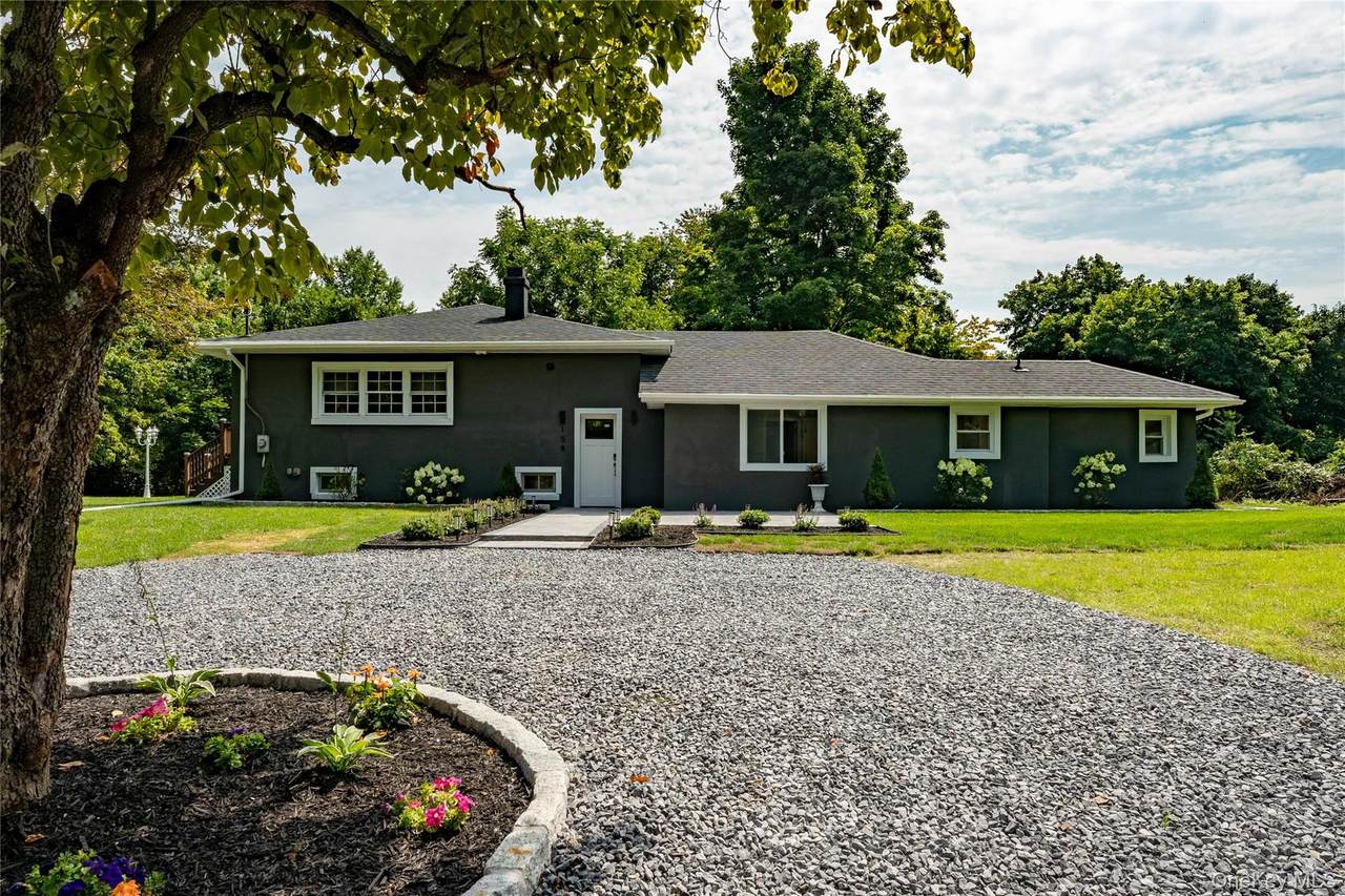 158 Schlueter Drive - Photo 1
