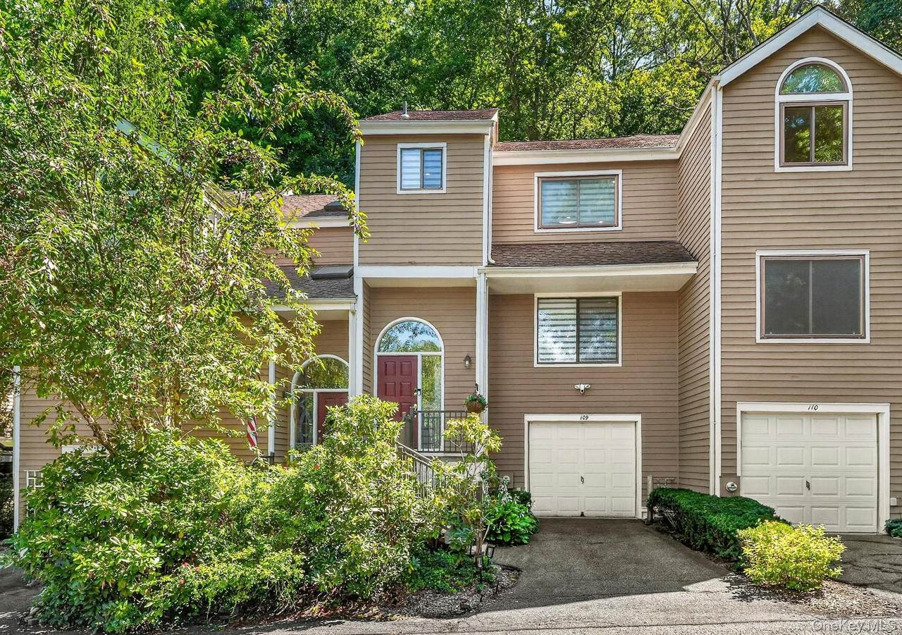 109 Woods End Road - Photo 1