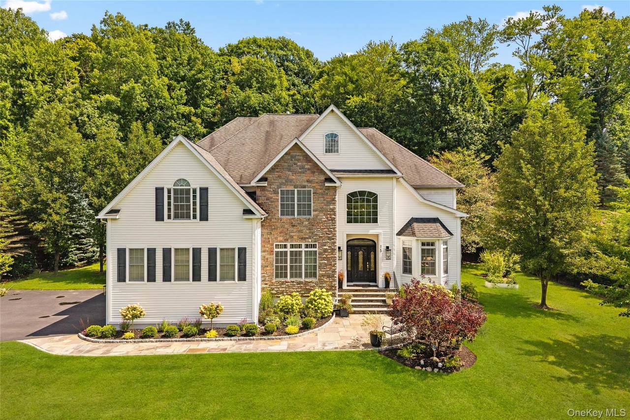 15 Barrett Hill Road - Photo 1
