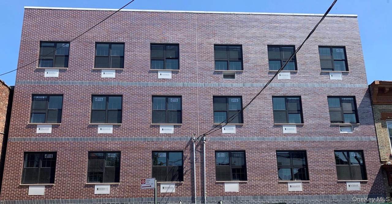 643 Sheffield Avenue - Photo 1