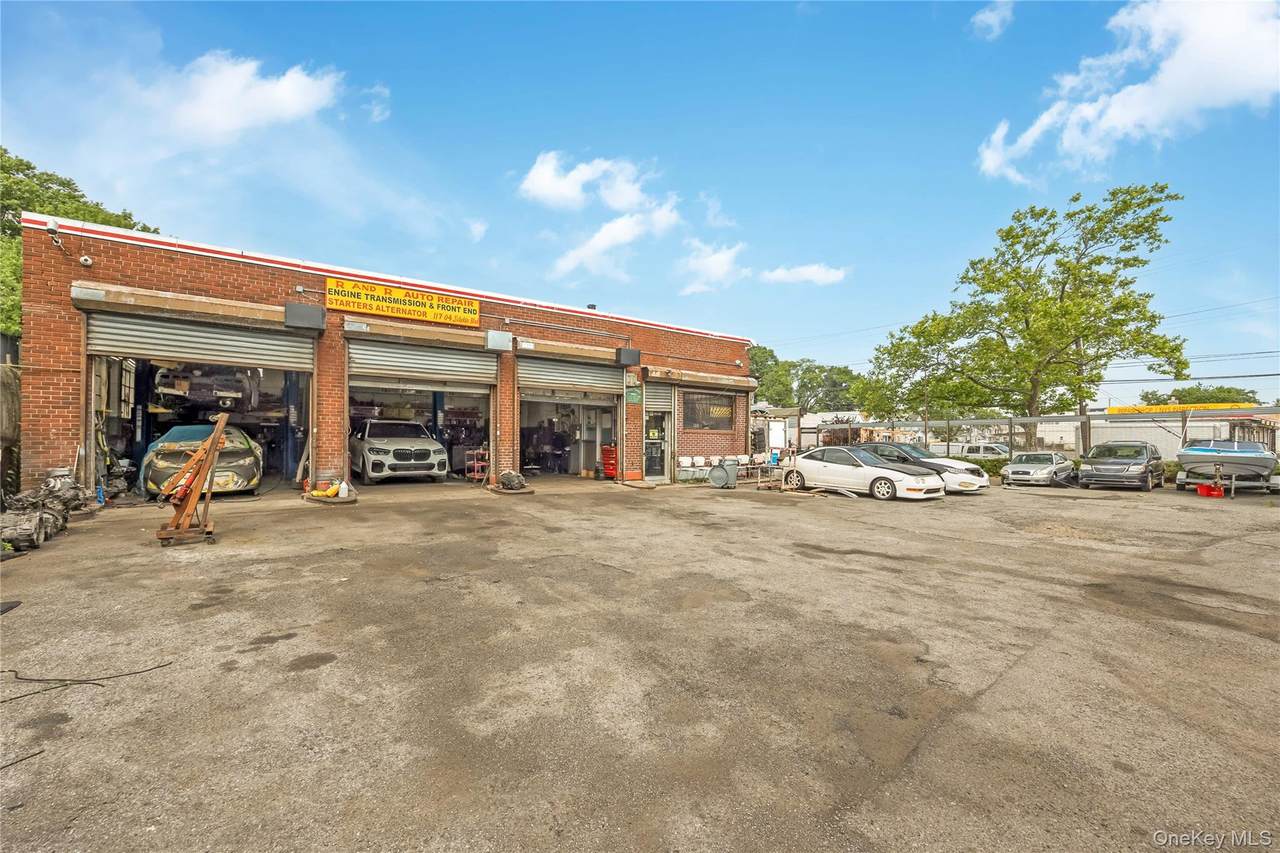 11704 Sutphin Boulevard - Photo 1