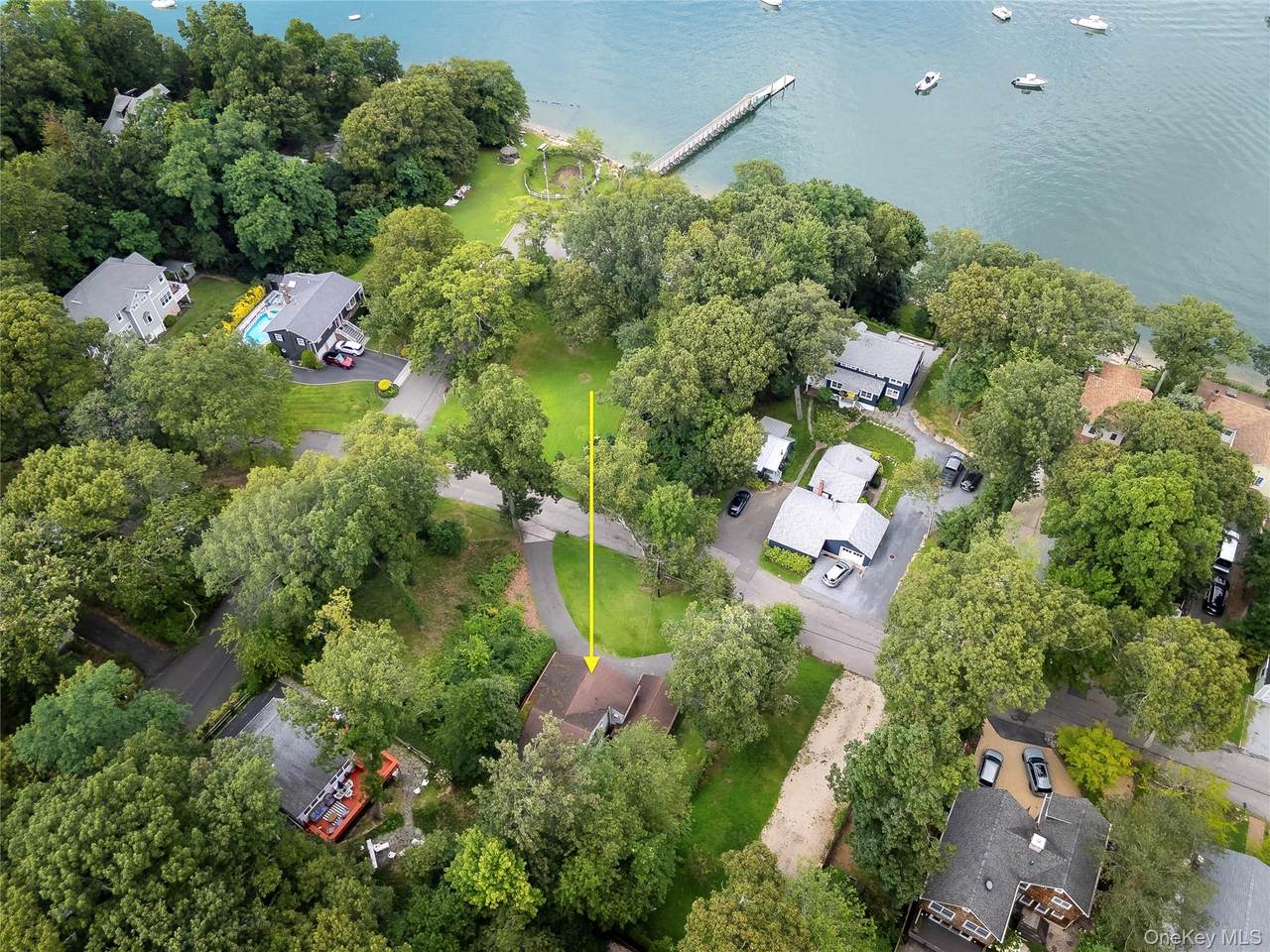 44 Chestnut Avenue - Photo 1