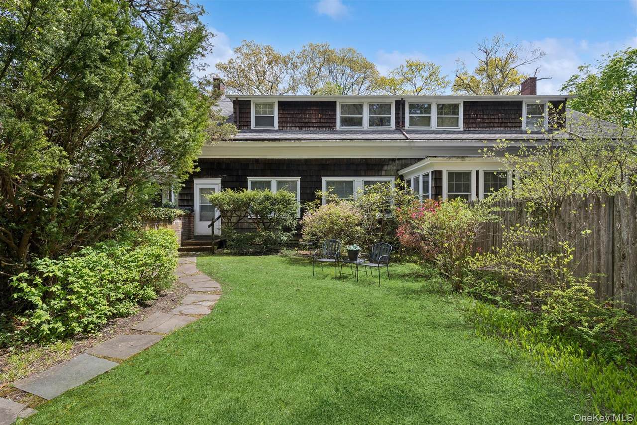208A Wheatley Road - Photo 1