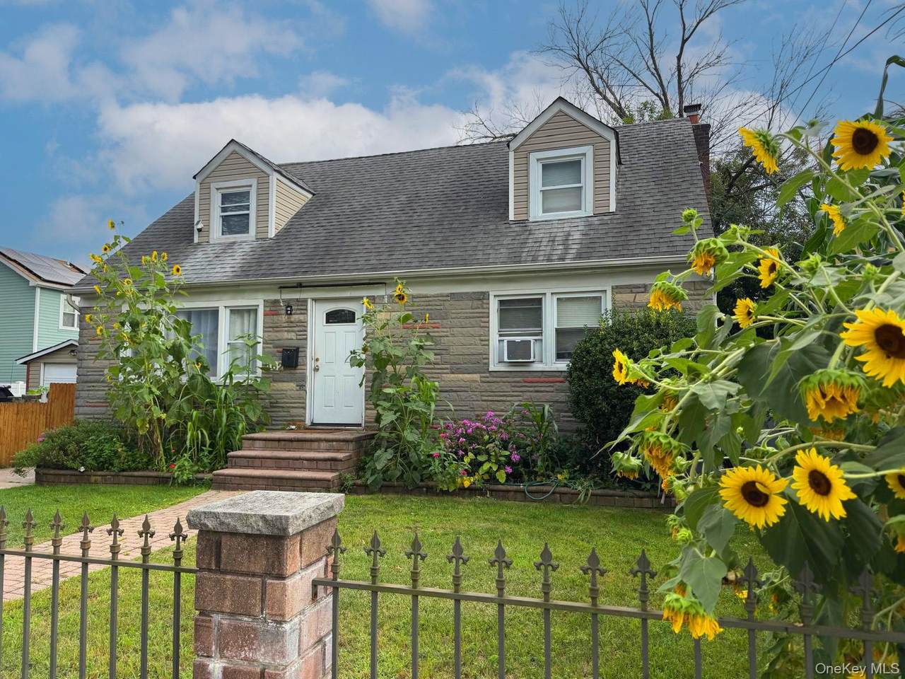 162 Princeton Street - Photo 1