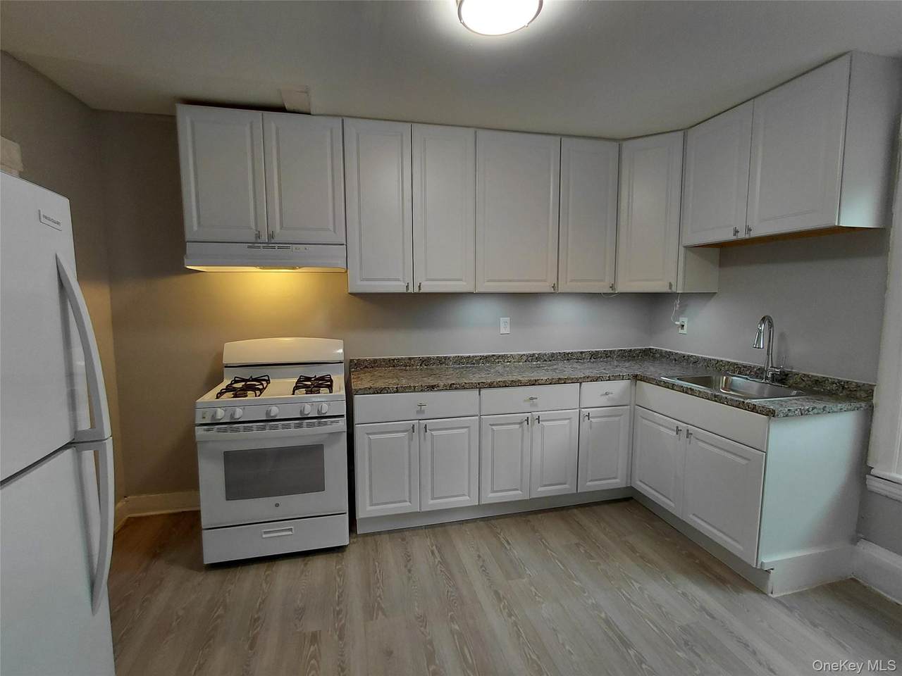 67A Greenkill Avenue - Photo 1