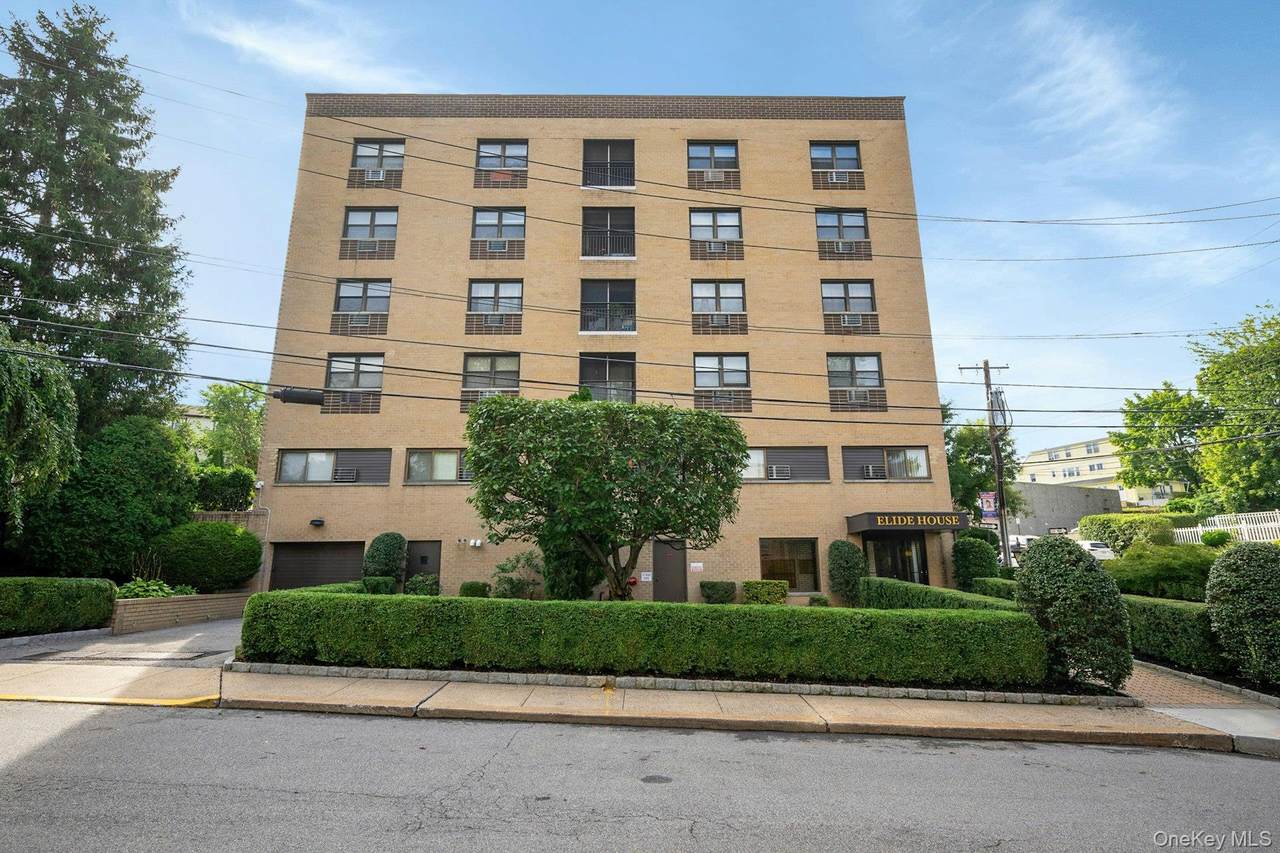 2 Park Avenue - Photo 1