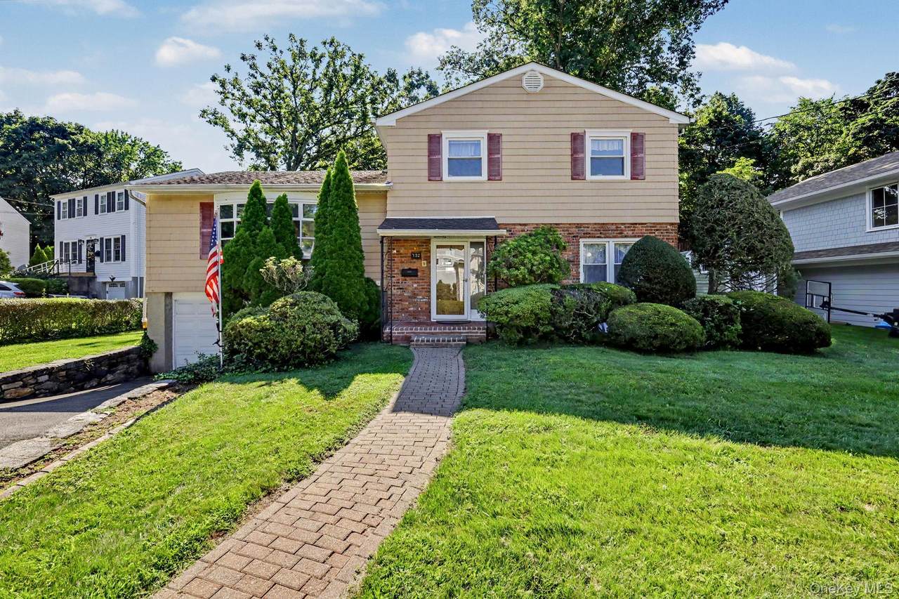 132 Laurel Avenue - Photo 1