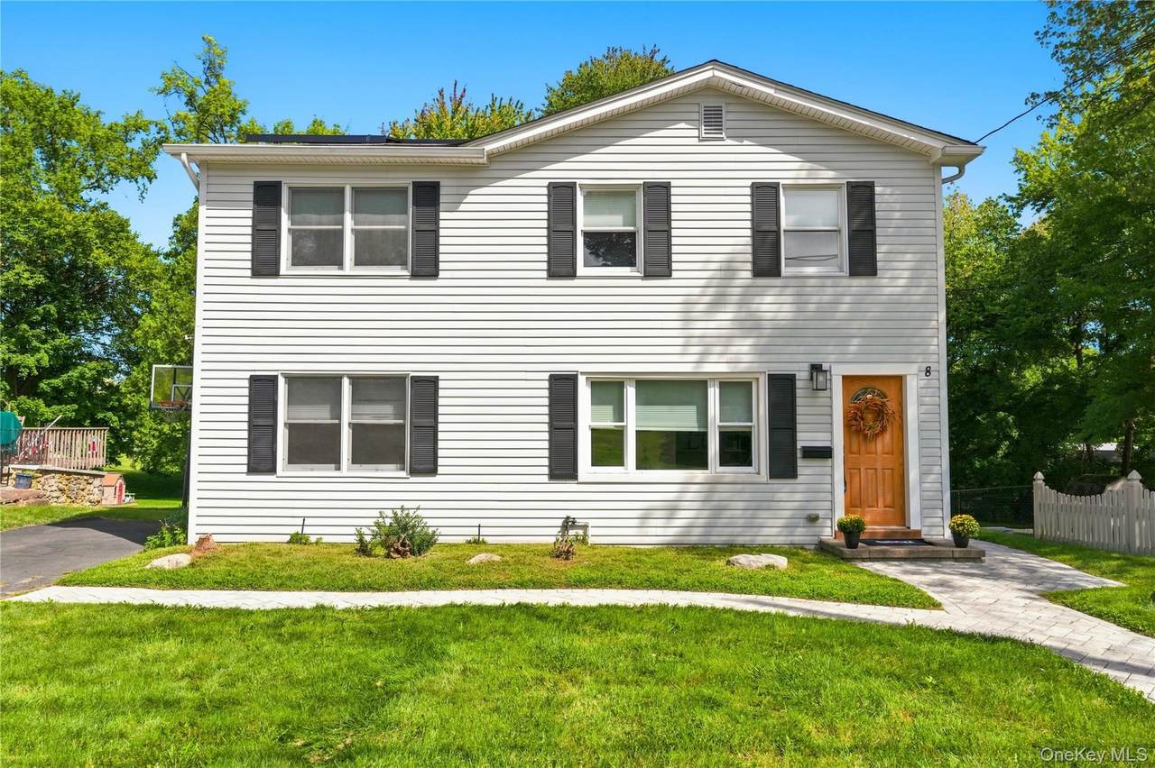 8 Loran Court - Photo 1