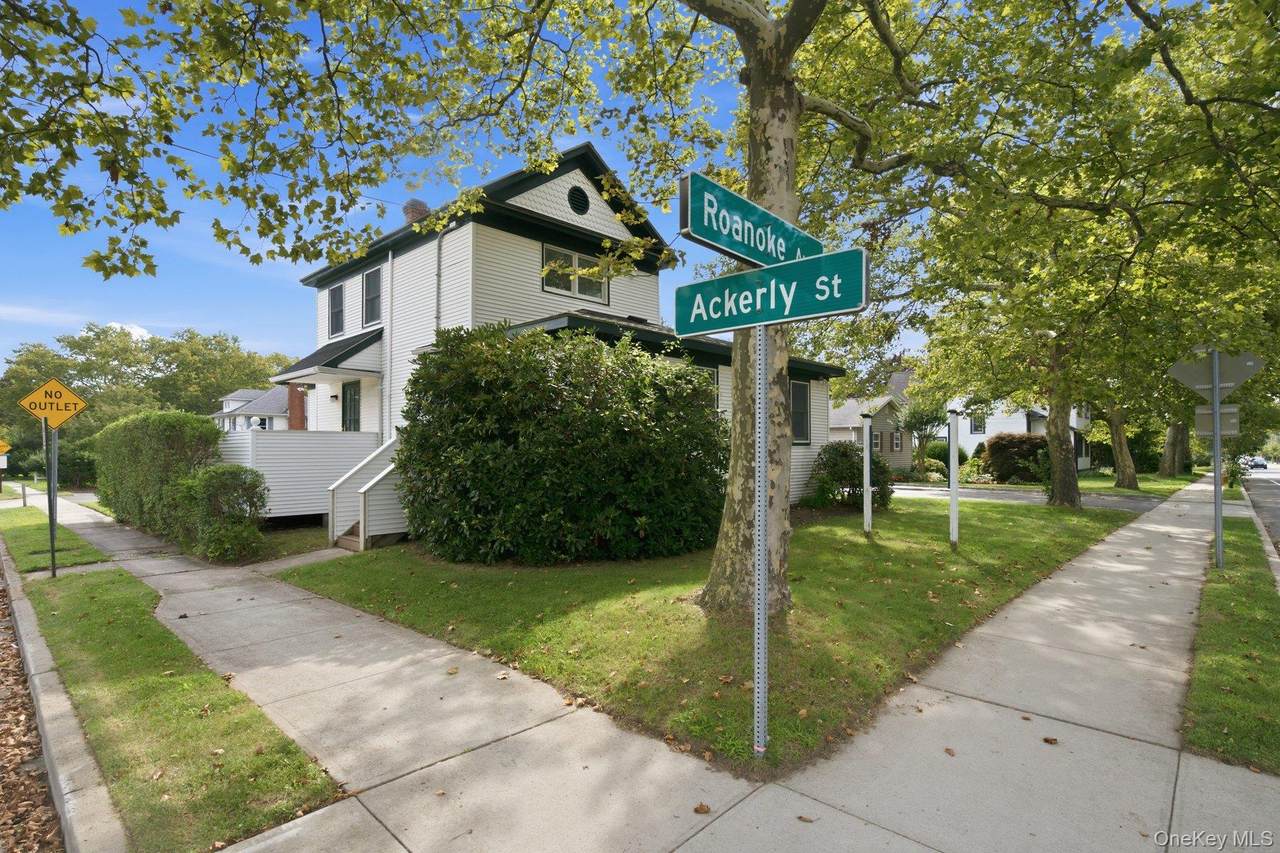 1228 Roanoke Avenue - Photo 1