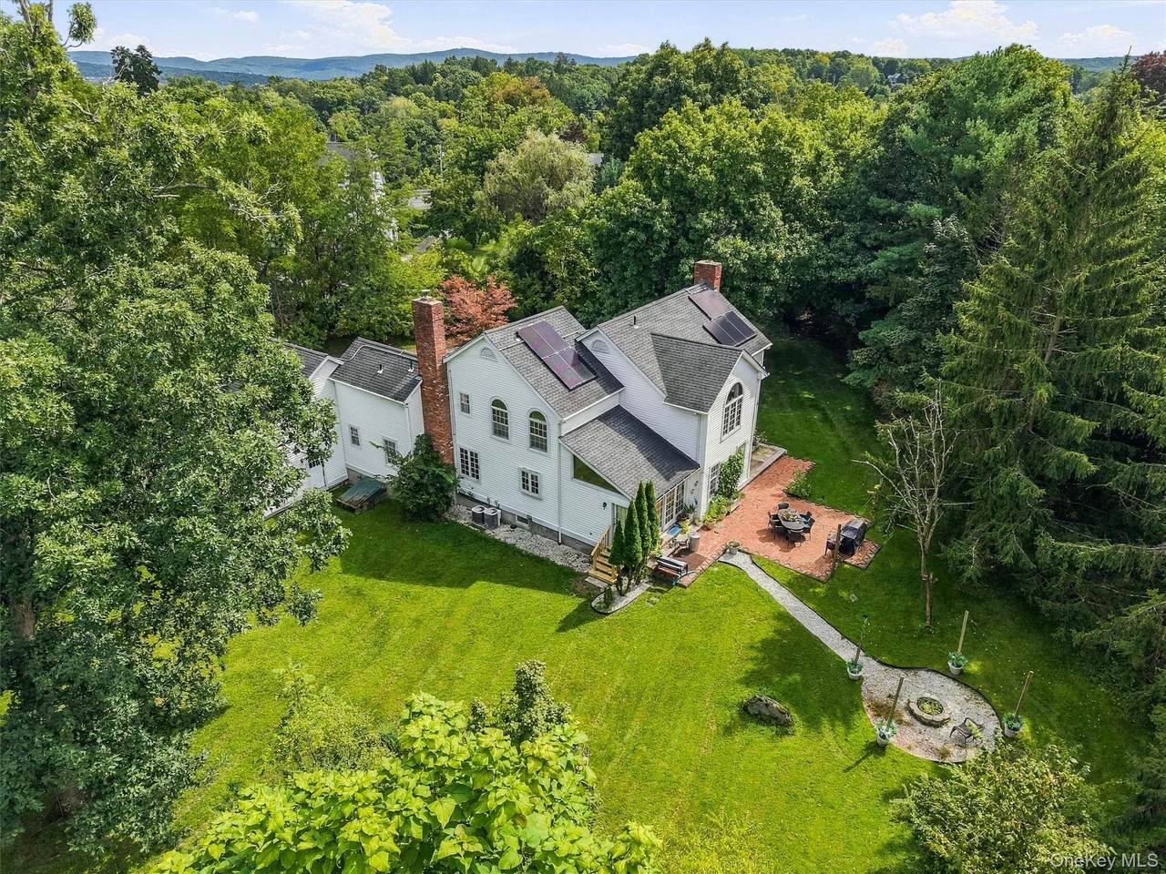 87 Summit Street - Photo 1