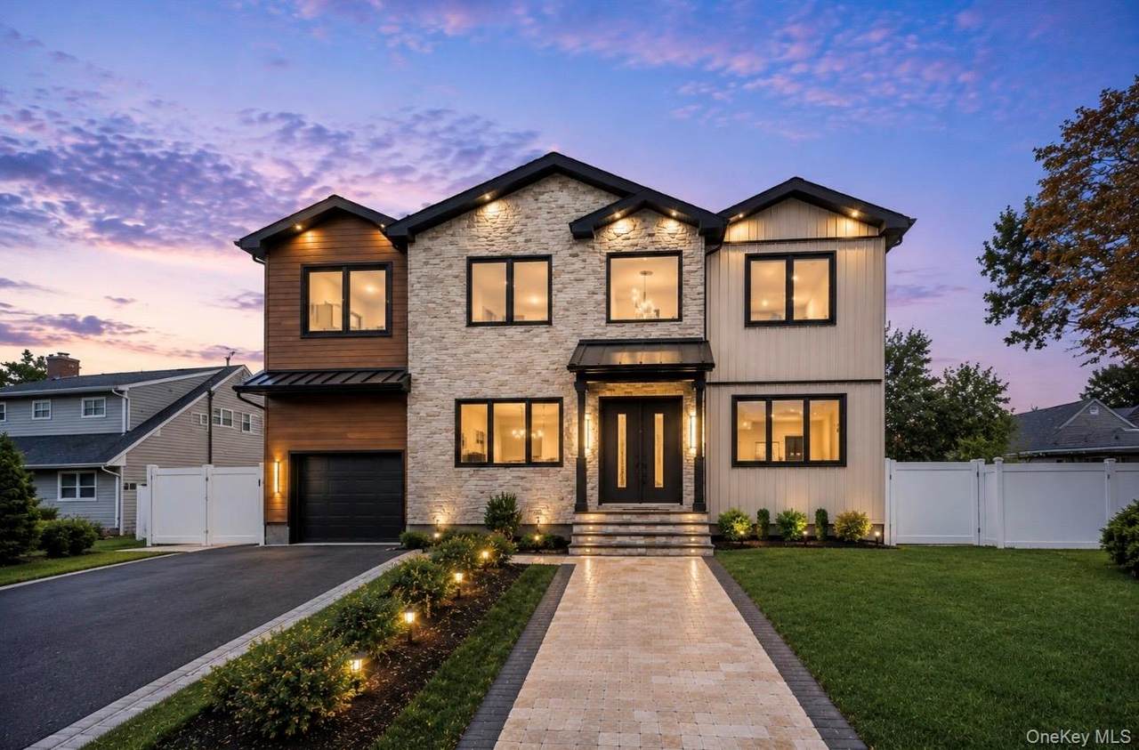 30 Hedge Lane - Photo 1