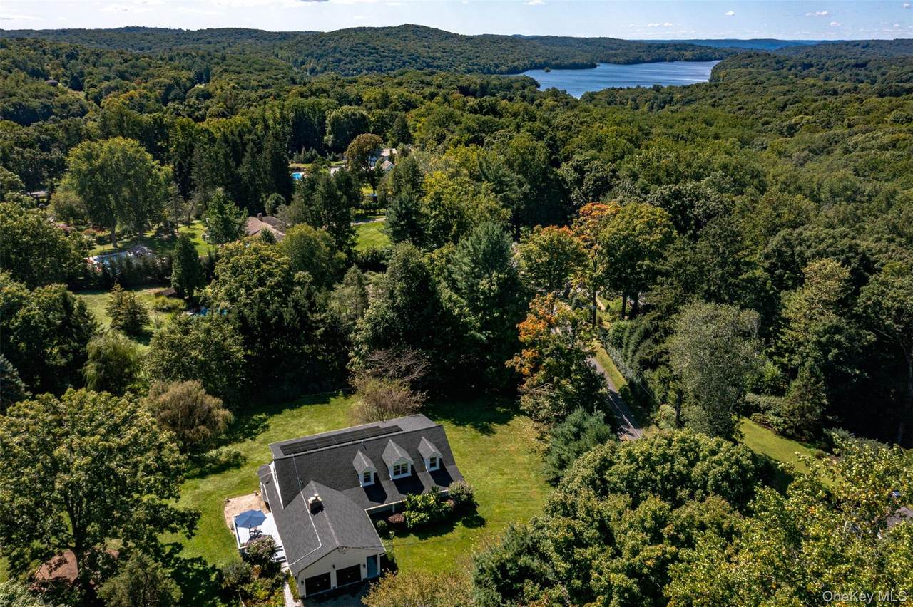 1203 Baldwin Road - Photo 1