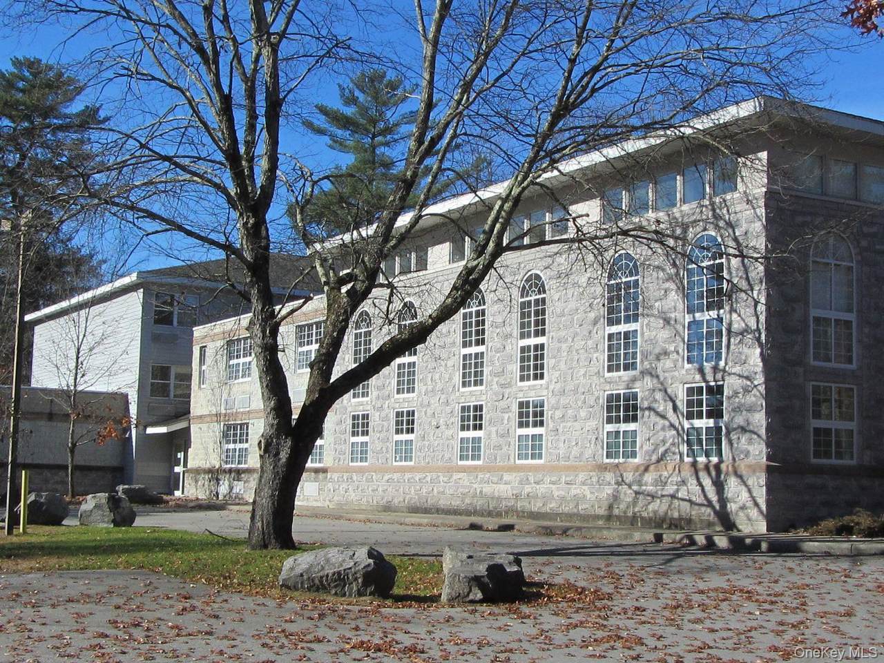 1 Veterans Way - Photo 1
