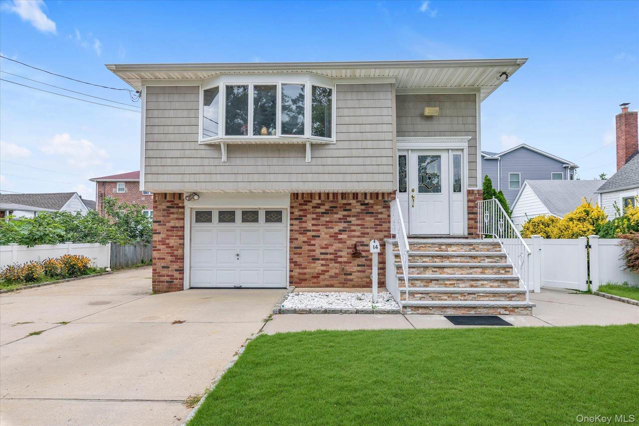 14 Edwards Place - Photo 1