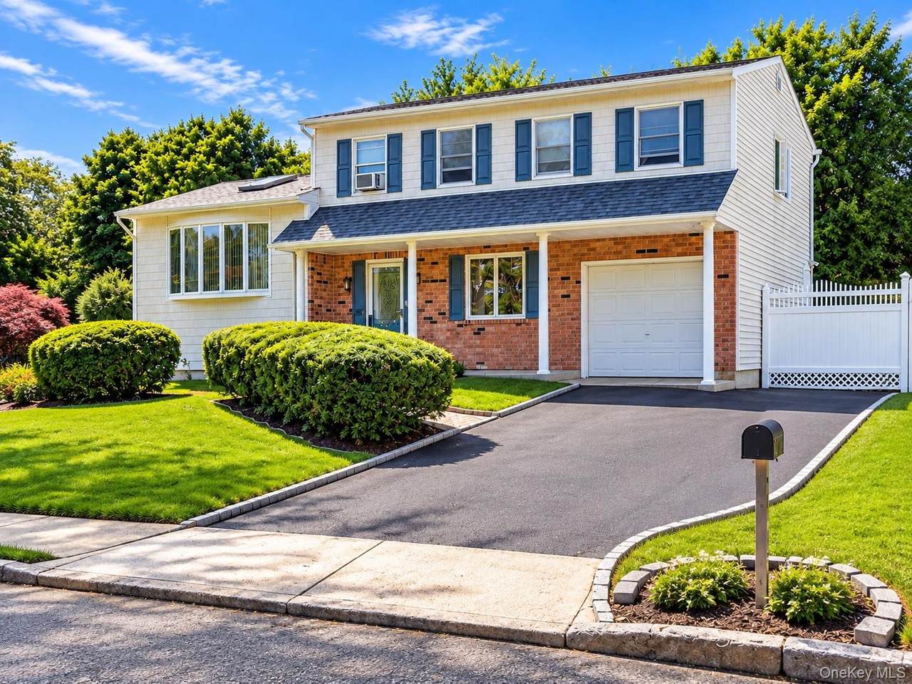 2 Carol Avenue - Photo 1