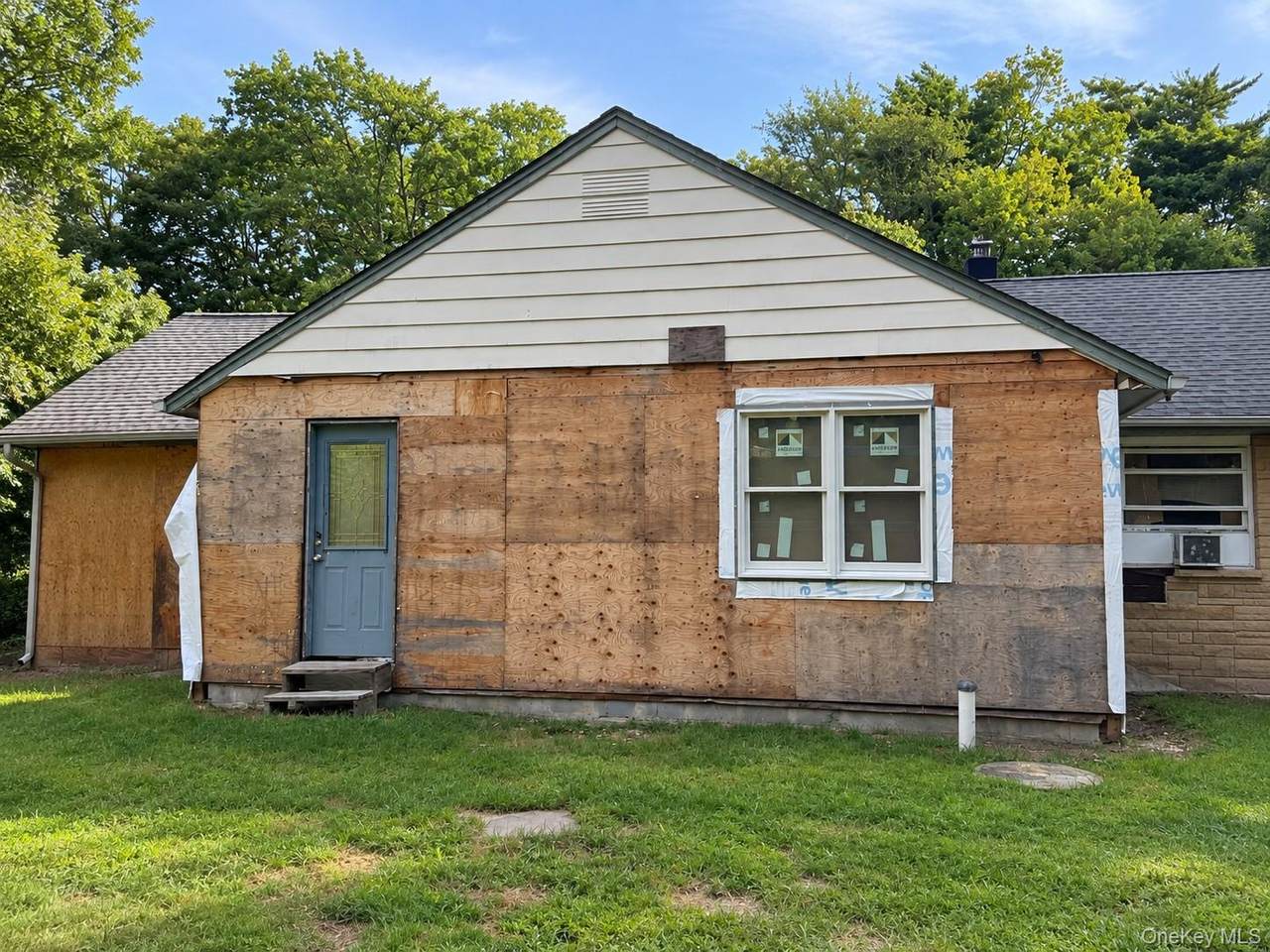 715 E Hampton Sag Harbor Turnpike - Photo 1