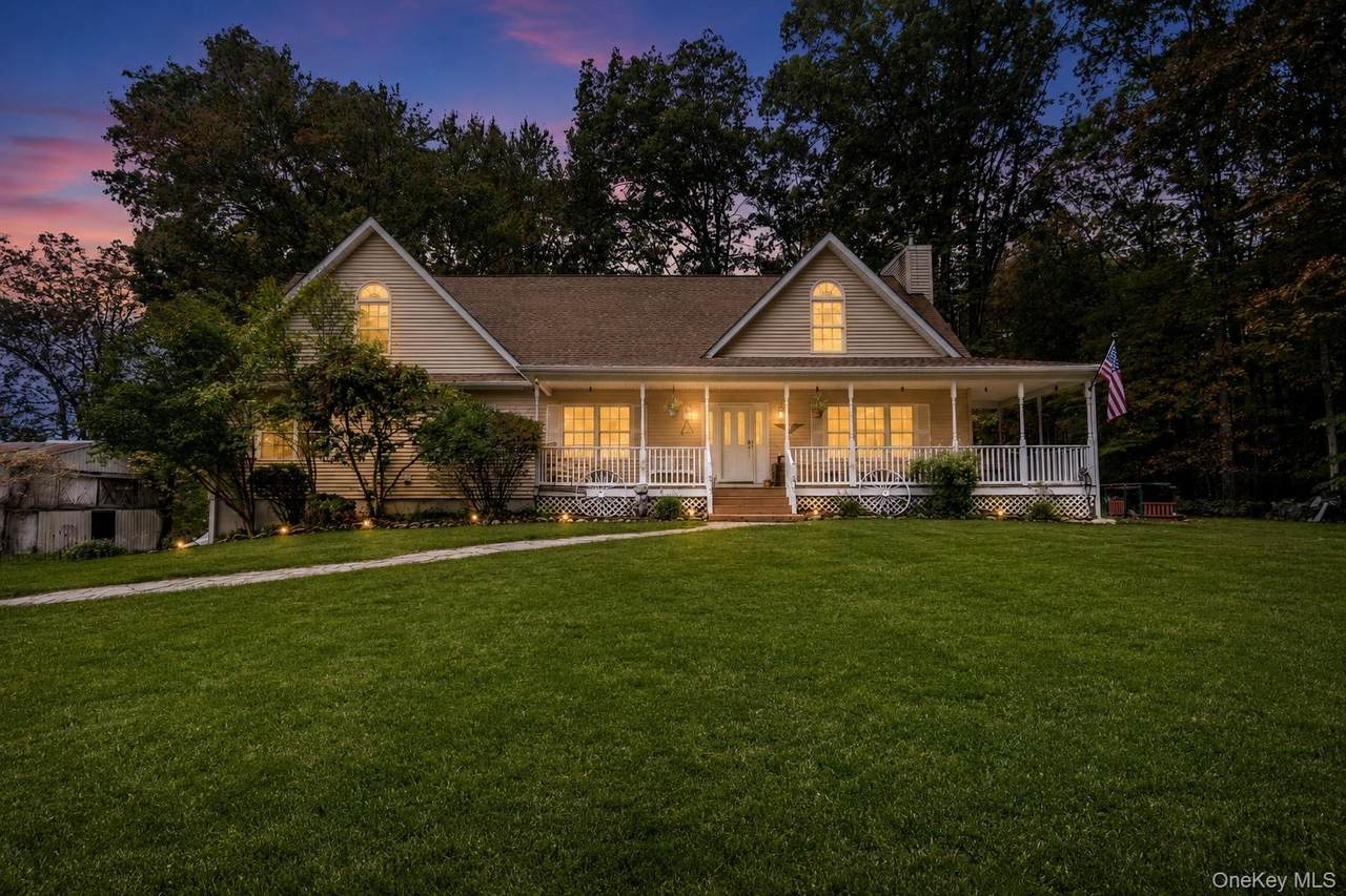 219 Brimstone Hill Road - Photo 1