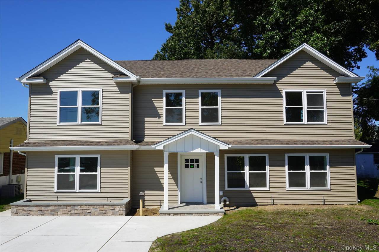 164 Elmwood Street - Photo 1