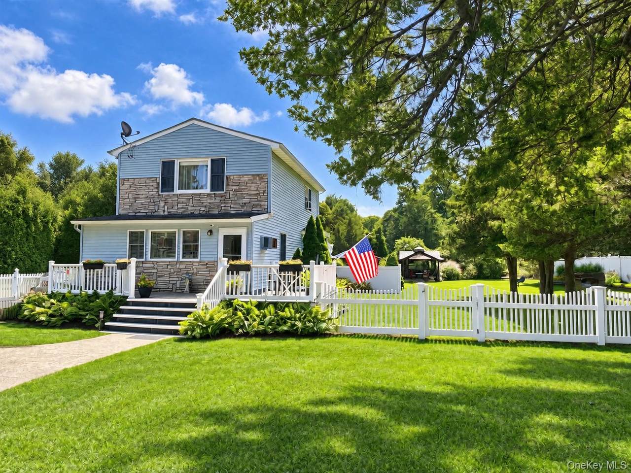 32 Pine Street - Photo 1