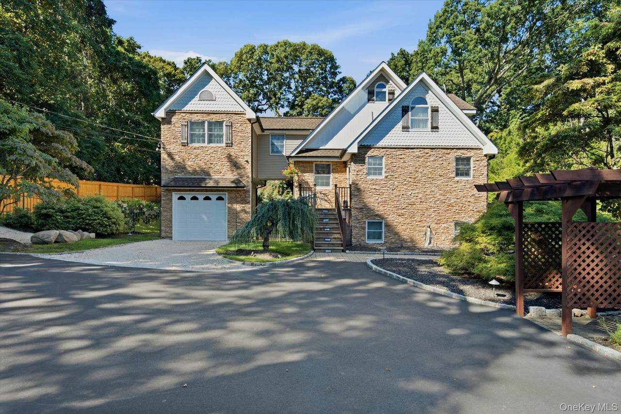 24 Sylvan Lane - Photo 1