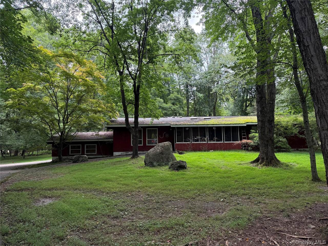 140 Parrott Road - Photo 1