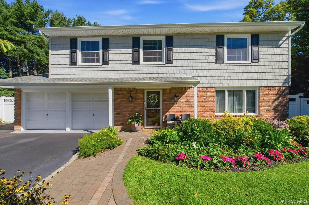 17 White Cliff Lane - Photo 1