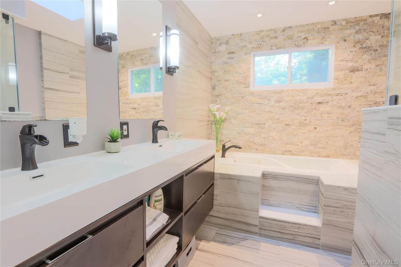 1553 Strawberry Road - Photo 1
