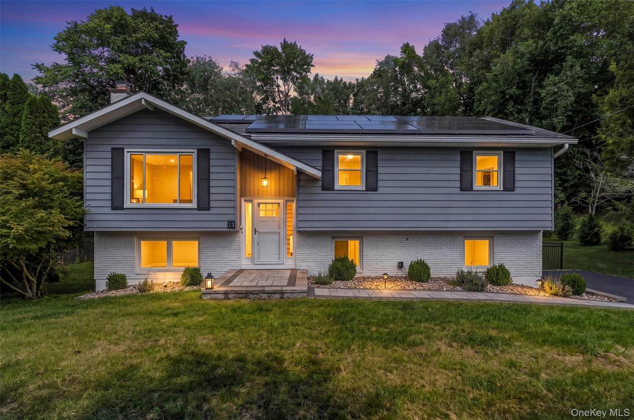 13 Slate Hill Drive - Photo 1