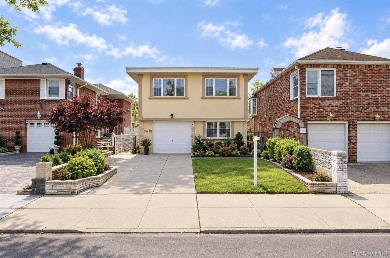 159-40 95th Street - Photo 1
