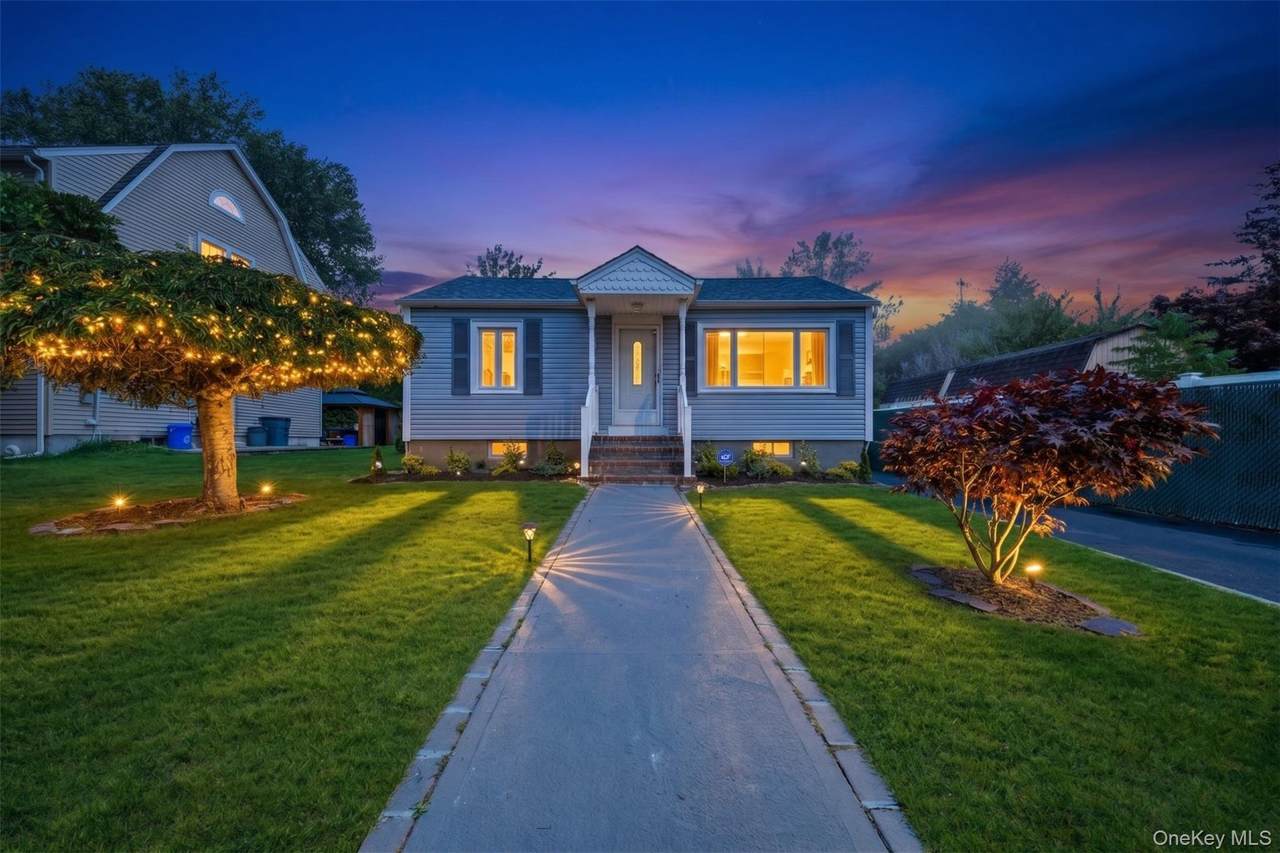 21 Independence Avenue - Photo 1