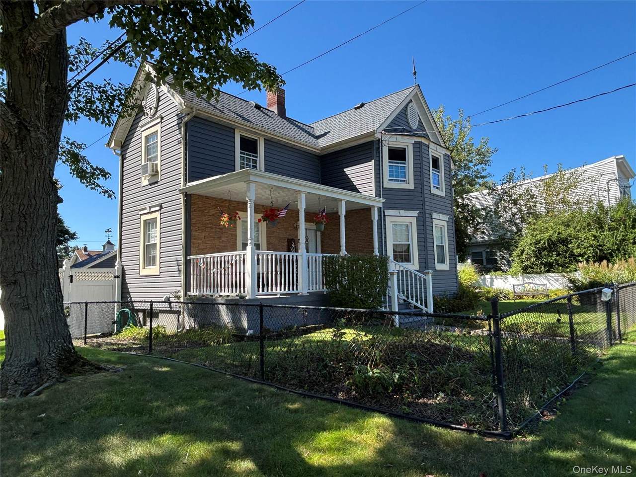 197 7th Street - Photo 1