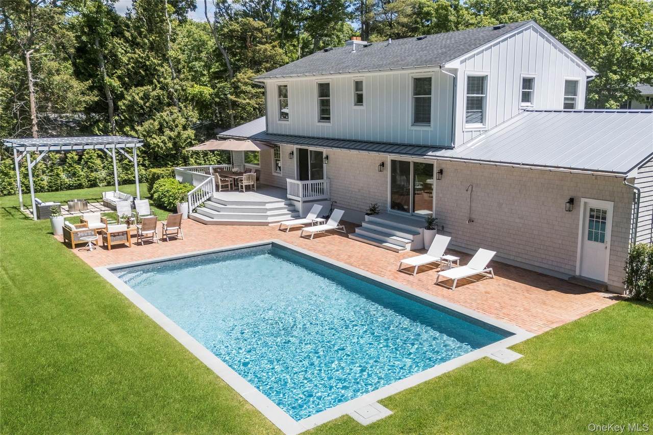 48 Beechwood Drive - Photo 1