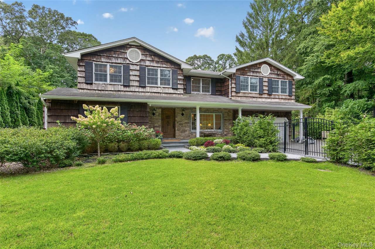4 Salt Hay Way - Photo 1